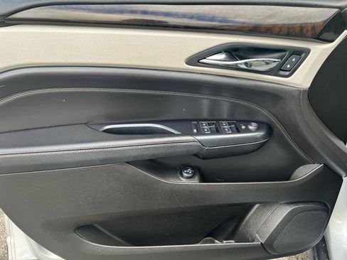Used 2015 Cadillac SRX Performance w/ Driver Awareness Package FWD image 27