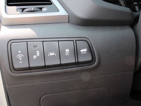 Used 2016 Hyundai Tucson Limited w/ Option Group 03 AWD/4WD image 19