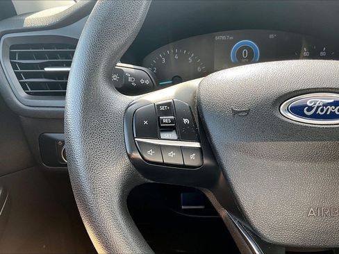 Used 2021 Ford Escape SE FWD image 22