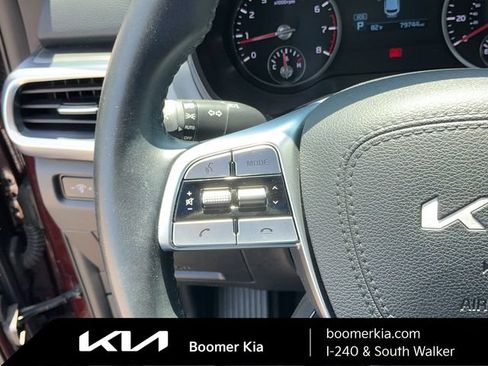 Used 2022 Kia Telluride LX FWD image 19