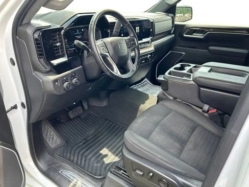 Used 2022 Chevrolet Silverado 1500 RST AWD/4WD image 15