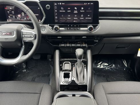 New 2026 GMC Canyon Elevation image 50