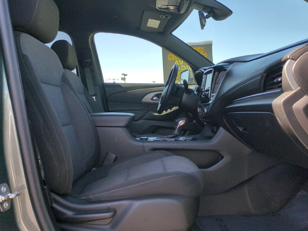 Used 2023 Chevrolet Traverse LT FWD image 35
