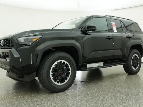 New 2026 Toyota 4Runner TRD Off-Road Premium AWD/4WD image 17