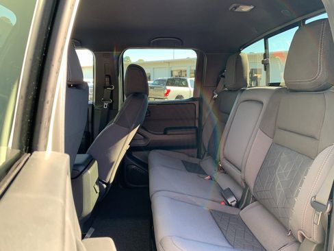 New 2026 Nissan Frontier SV image 18