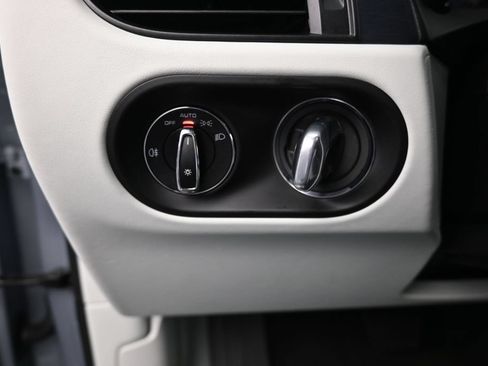 Certified 2024 Porsche Macan GTS AWD/4WD image 24