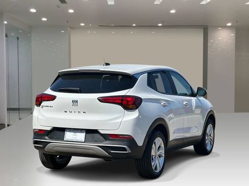 Used 2024 Buick Encore GX Preferred w/ Comfort Package AWD/4WD image 4
