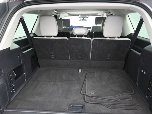 Used 2025 Ford Expedition Max Active AWD/4WD image 11