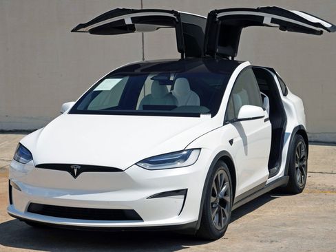 Used 2022 Tesla Model X AWD/4WD image 52