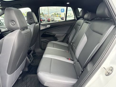 Used 2023 Volkswagen ID.4 Pro S RWD image 14