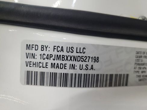 Used 2022 Jeep Cherokee Trailhawk w/ Premium Leather Package image 33