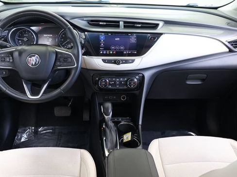 Used 2022 Buick Encore GX Select w/ Sport Touring Package FWD image 17