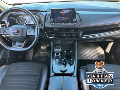 Certified 2025 Nissan Rogue SV AWD/4WD image 16