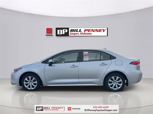 New 2026 Toyota Corolla LE image 2