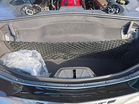 Used 2022 Chevrolet Corvette Stingray Premium Cpe w/ Z51 Performance Package image 23