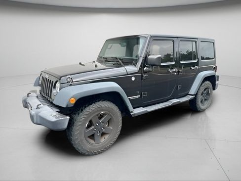 Used 2016 Jeep Wrangler Unlimited Sport w/ Quick Order Package 24S AWD/4WD image 2