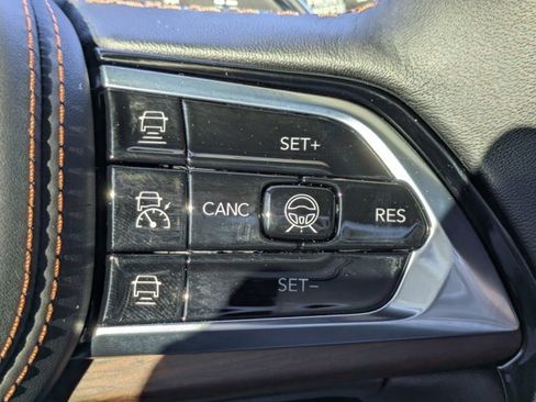 New 2025 Jeep Grand Cherokee L Summit w/ Advanced Protech Group IV image 23