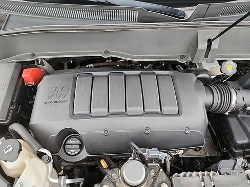 Used 2015 GMC Acadia SLT w/ Open Road Package AWD/4WD image 32