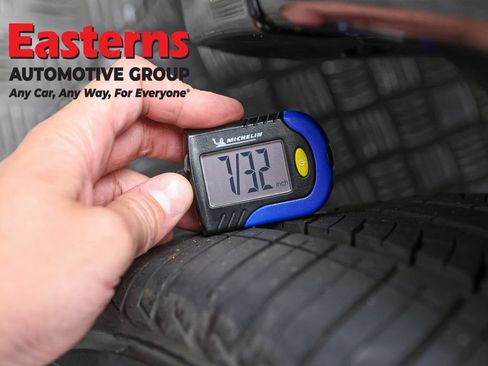 Used 2024 Dodge Durango GT RWD image 28