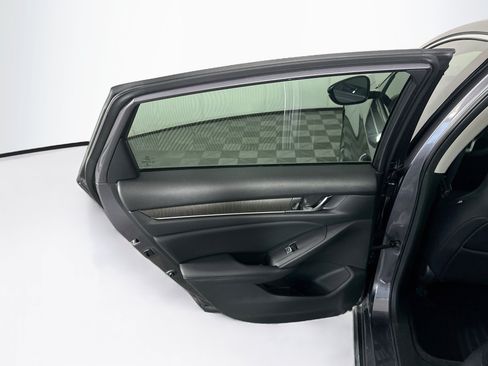 Used 2018 Honda Accord EX-L image 26