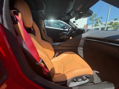 Used 2024 Chevrolet Corvette Stingray Preferred Cpe RWD image 4