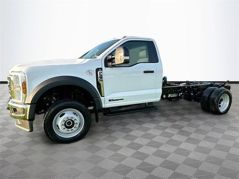 New 2025 Ford F550 4x4 Regular Cab Super Duty image 21