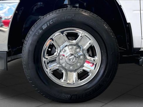 Used 2021 RAM 2500 Tradesman w/ Safety Group AWD/4WD image 10