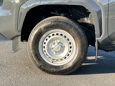 Used 2025 Toyota Tacoma SR image 21