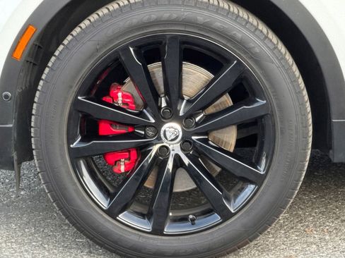 Used 2024 Jaguar E-PACE R-Dynamic SE image 13