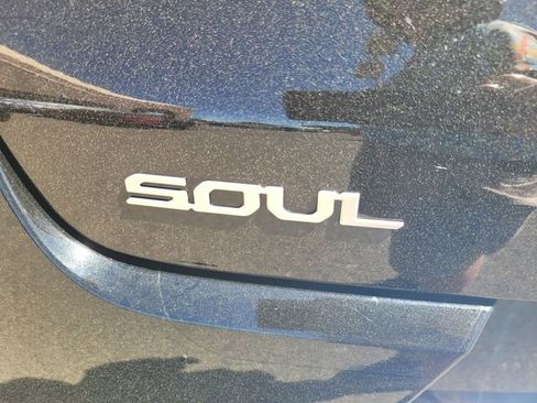 Used 2023 Kia Soul EX FWD image 7