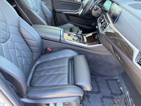 Used 2023 BMW X5 sDrive40i w/ Premium Package image 32