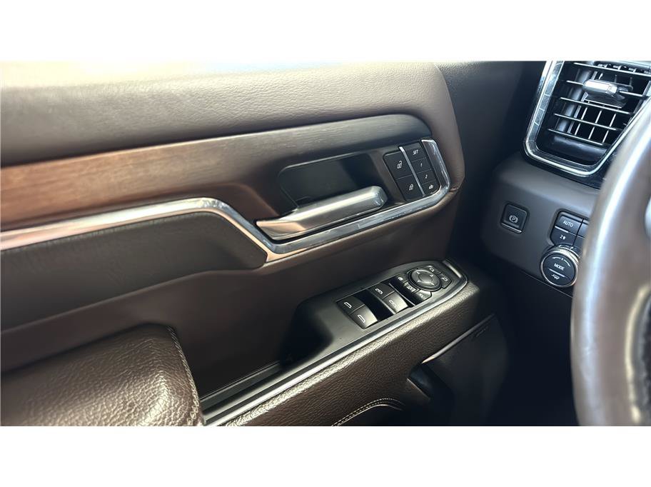 Used 2024 GMC Sierra 2500 Denali w/ Technology Package AWD/4WD image 39