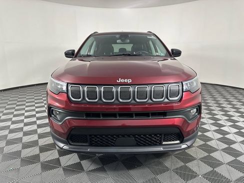 Certified 2022 Jeep Compass Latitude w/ Convenience Group AWD/4WD image 14