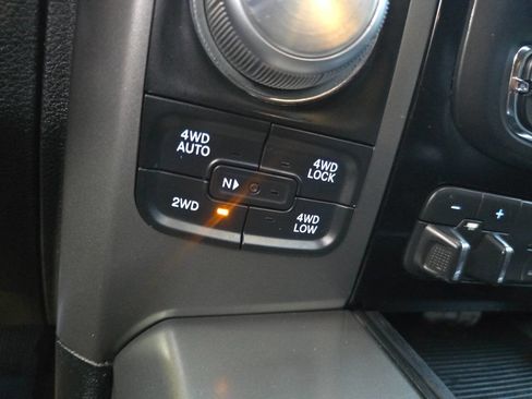 Used 2015 RAM 1500 Sport w/ Sport Premium Group image 28