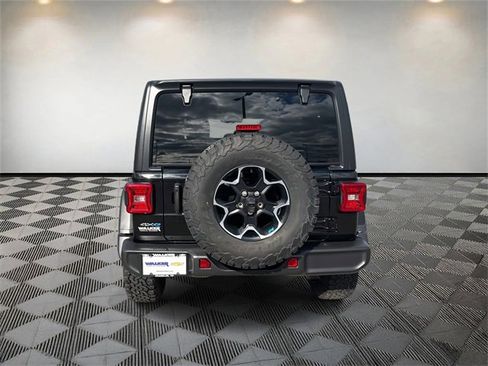 Used 2022 Jeep Wrangler Unlimited Rubicon 4xe image 4