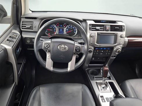 Used 2017 Toyota 4Runner Limited AWD/4WD image 17