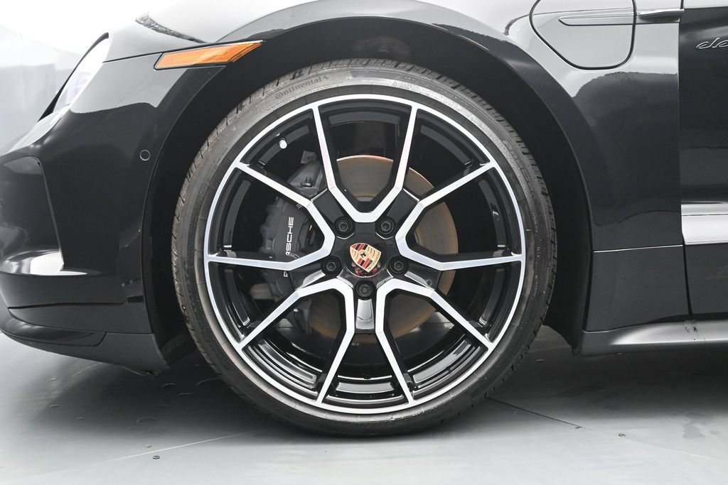 New 2026 Porsche Taycan AWD/4WD image 8