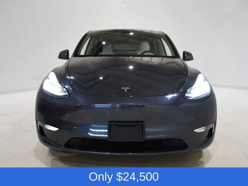 Used 2021 Tesla Model Y Long Range image 2