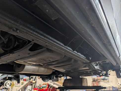 Used 2018 Chevrolet Tahoe Premier AWD/4WD image 20