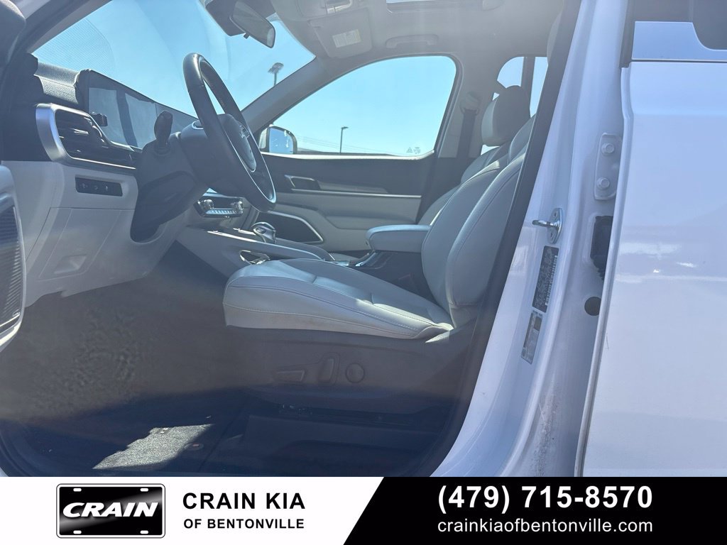 Certified 2024 Kia Telluride S w/ S Sunroof Package AWD/4WD image 10