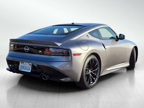 Used 2025 Nissan Z Performance w/ Floor Mat Package RWD image 4