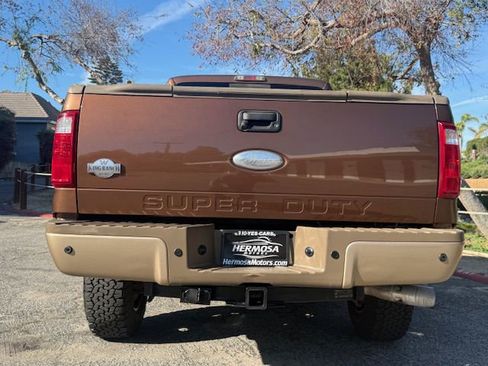 Used 2012 Ford F350 King Ranch w/ King Ranch w/Chrome Pkg image 18