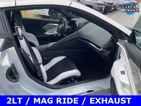 Used 2021 Chevrolet Corvette Stingray Preferred Conv w/ 2LT image 39