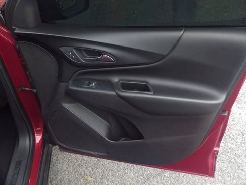 Used 2019 Chevrolet Equinox LT FWD image 23