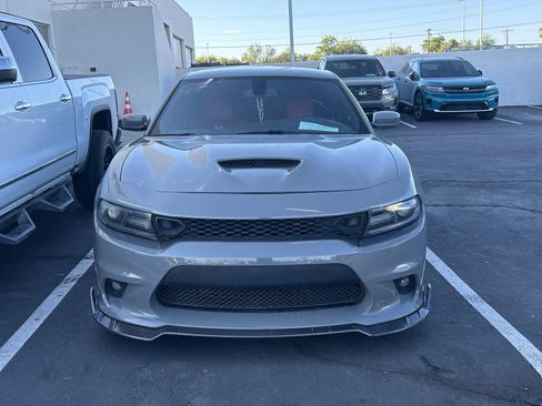 Used 2017 Dodge Charger R/T Scat Pack w/ Beats Audio Group RWD image 4