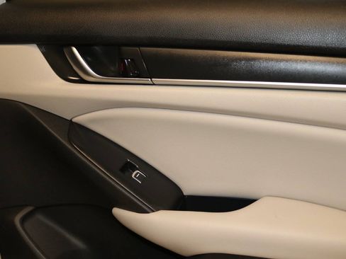 Used 2022 Honda Accord LX image 62