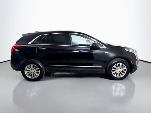 Used 2018 Cadillac XT5 Luxury w/ Driver Awareness Package image 11