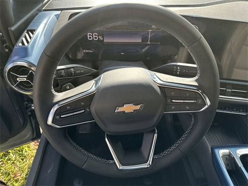 New 2026 Chevrolet Equinox EV LT image 33