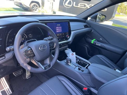 New 2026 Lexus TX 500h AWD image 12
