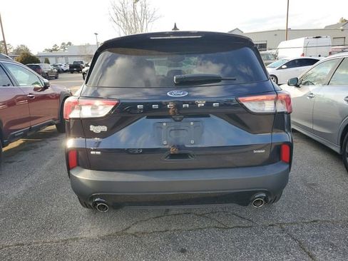 Used 2021 Ford Escape SE w/ SE Sport Appearance Package image 8